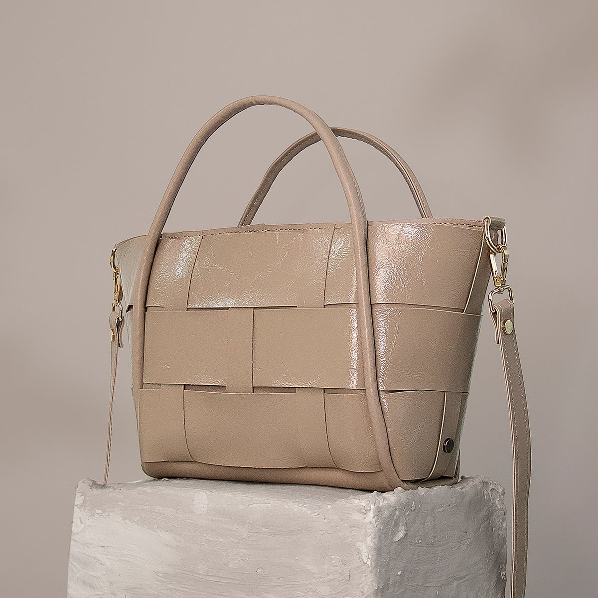 Elegant handbag for women - GIA - BEIGE GOLD